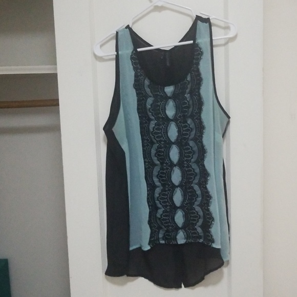 Maurices Tops - Maurices size 2 tank top